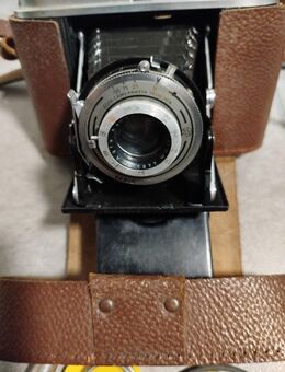 Sammlerstücke Fotokameras mit Zubehör - Maxhütte-Haidhof