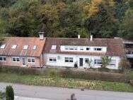 RESERVIERT: Sanierungsprojekt mit schönem Garten und Privatsphäre - Waldshut-Tiengen