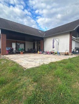 FENSTER UND HAUSTÜR NEU +++ FREISTEHENDES EINFAMILIENHAUS IN BECKINGEN-REIMSBACH (REF 0429B) - Beckingen