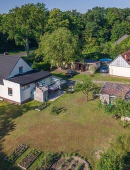 KENSINGTON - Exklusiv - Massives Wohnhaus mit separatem Gästehaus und weitem Blick über die Felder - Fehrbellin