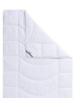 Beco Microfaserbettdecke Medibett, Bettdecken für Sommer und Winter, zwei Bezugsvarianten, Füllung: 100% Polyester, Bezug: 100% Baumwolle, Bettdecke 135x200 cm, allergiker geeignet (Hausstauballergiker)
