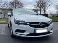 Opel Astra K 1,6 Diesel Kombi Automatik Klima 2 Hand - Büttelborn