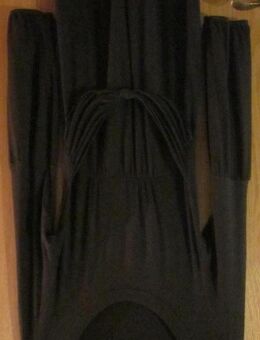 Gr. 44: Kleid, dunkelbraun "Madonna" - München