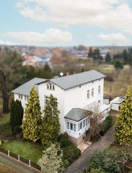 Herrschaftliches Wohnhaus mit vielfältigen Möglichkeiten auf großem Grundstück - Jerichow
