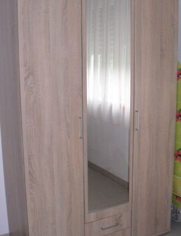 Kleiderschrank Karl 3-tlg - Wiehl Zentrum