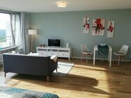 Lichtdurchflutete, moderne 1,5-Zimmer-Wohnung mit Wlan, TV, Küche, Dusche/Wc, Balkon, Waschmaschine, Trockner, Parkplatz - Stuttgart