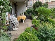 N-Gibitzenhof: Gut vermietete Eineinhalb-Zimmerwohnung mit Terrasse, Garten und Duplex-Stellplatz! - Nürnberg