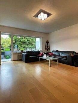 3 Zimmer EG Wohnung mit großem Balkon und Stellplatz - Dossenheim