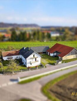 Dreiseithof in Alleinlage mit traumhaftem Ausblick-Anwesen mit großem Grundstück und Ausbaupotenzial - Irlbach