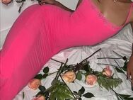 Erotische BodytoBody Massage mit intensivem Handjob - Köln