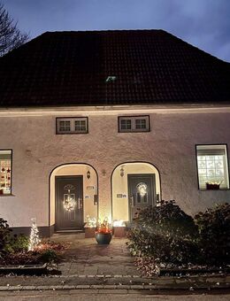 Zwei Doppelhaushälften, freistehend mit Garten. Ideal als Mehrgenerationenimmobilie mit Platzbedarf. - Gelsenkirchen