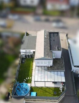 **Exklusives, freistehendes Einfamilienhaus mit Pool in ruhiger Lage von Worms-Herrnsheim** - Worms