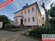 Beeindruckend imposante Villa mit Potential - Rüsselsheim