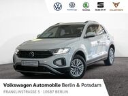 VW T-Roc, 2.0 TDI Life, Jahr 2022 - Berlin