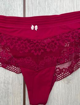 Panty/Slip von Esprit Gr. 36 magenta Spitze - Vechta