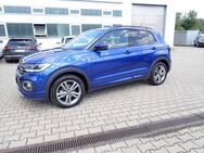 VW T-Cross, 1.0 TSI R-Line, Jahr 2023 - Dresden