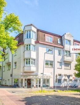 IMMOBERLIN.DE - Sonnige Wohnung mit Lift & Pkw-Stellplatz in zentraler Ortskernlage - Hennigsdorf
