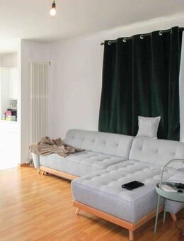 Vermietet: Charmante 2-Zimmer-Wohnung mit Aufzug und 2 Balkonen in Berlin-Pankow (Wilhelmsruh) - Berlin