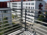 Große helle 3-Zimmer-Wohnung mit Balkon und Einbauküche - Berlin