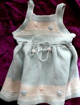 Mädchenkleid, aus den 50er Jahren, Handarbeit - Niederfischbach
