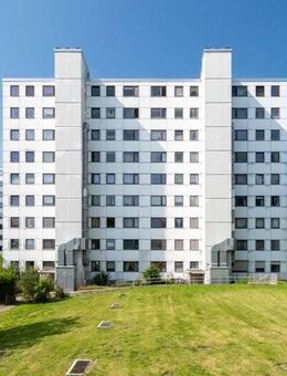 westimmobilien: Weitblick bis über das STADDI… Vermietete Eigentumswohnung mit Tiefgaragenstellplatz direkt am Stadtzentrum - Schenefeld (Landkreis Pinneberg)