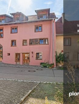 Geschichte atmen, modernes Leben genießen: Bauernhaus im Denkmalschutz in Jestetten mit Herz saniert - Jestetten