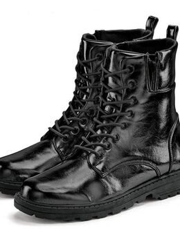 LASCANA Stiefelette im angesagten Metallic-Look, Stiefel, Boots VEGAN