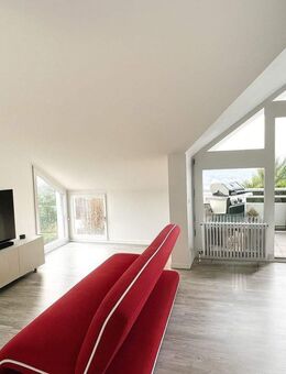 attraktive 4-Zimmer-Maisonette-Wohnung in Esslingen-Neckarhalde - Esslingen (Neckar)