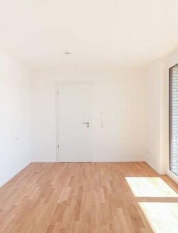 *Inkl. Baustellenrabatt* Lichtdurchflutete Etagenwohnung mit sonnigem Balkon und moderner Einbauküche - Schwäbisch Gmünd
