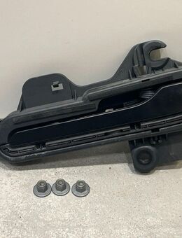 Tesla Y - Türgriff hinten links inkl. Schrauben - Lehrberg