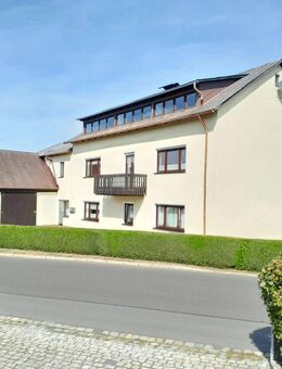 Zweifamilienhaus (3 Wohnungen) in ländlicher Naturlage mit malerischer Aussicht - Georgenberg