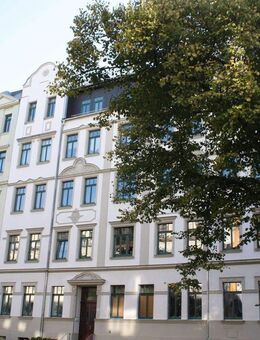 **Wohnung für Kapitalanleger... vermietet, ruhige Lage mit Stellplatz und Balkon** - Chemnitz