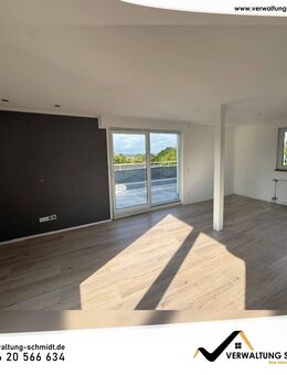 Renovierte 3-Zimmer Mietwohnung in zentraler Lage der Stadt Lüdenscheid mit Balkon - Lüdenscheid