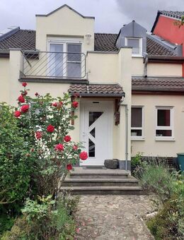 POLCH - traumhaft schönes Einfamilien-ENERGIESPARHAUS, mit Garten und Garage - Polch