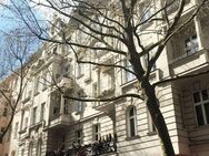 Exklusive Altbauperle mit Aufzug & Balkon am Viktoria-Luise-Platz - Berlin