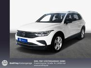 VW Tiguan, 2.0 TDI Life, Jahr 2023 - Kiel