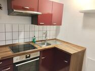 ERFURT - SÜD ! Ansprechende 3 Zi.-Dachgeschoßwohnung, Einbauküche kann übernommen werden - Erfurt