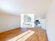Luxurious penthouse: exclusive 4-room flat with roof terrace and fitted kitchen - Berlin