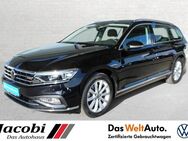 VW Passat Variant, 2.0 TDI Elegance, Jahr 2022 - Warburg (Hansestadt)