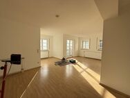 Zentrale 2,5 Zi.-Wohnung mit Balkon // Stadtzentrum Weil der Stadt - Weil der Stadt