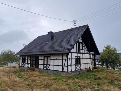 Werden Sie kreativ, Einfamilienhaus mit fehlendem Endausbau auf schönem Freizeitgrundstück in Sasserath...