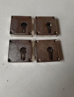 4 Kasten Schlösser Schrank Spint - Büdingen