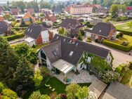 Großzügiges Architekten-Haus (mit Solardach) inkl. Einliegerwohnung in Seenähe - Groß Nemerow