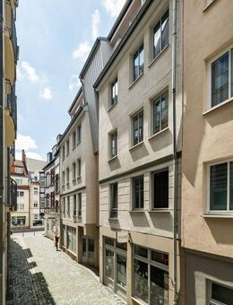 renovierte 3-Zimmer-Wohnung mit neuer Einbauküche & TG-Stellplatz im Stadtzentrum - Eisenach