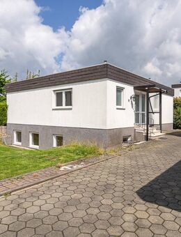 Attraktiver Bungalow in begehrter Lage "auf Bergheim" - Wohnen auf einer Ebene plus Apartment im UG - Arnsberg