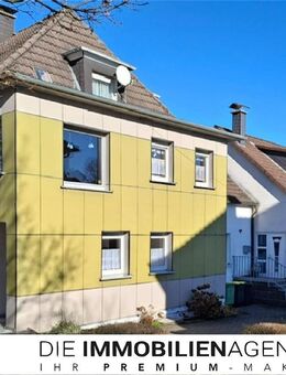 Gepflegtes Zweifamilienhaus in stadtzentraler Lage von Meinerzhagen - Meinerzhagen