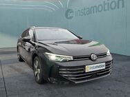 VW Passat, 1.5 eTSI Business, Jahr 2024 - München