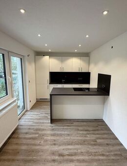 Top sanierte 2,5-Zimmer Wohnung mit Süd-Terrasse in Trossingen (Erstbezug) - Trossingen