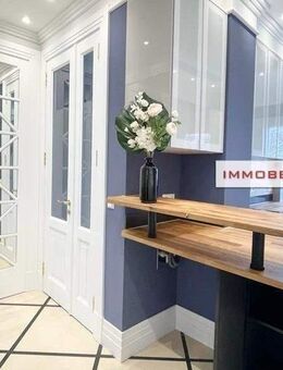 IMMOBERLIN.DE - 2022 exquisit sanierte Wohnung mit Südloggia zwischen Preußenpark & Olivaer Platz - Berlin