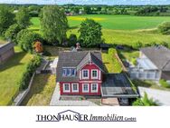Altbauvilla mit großem Grundstück und Doppelcarport in Feldrandlage in 22929 Schönberg - Schönberg (Schleswig-Holstein)